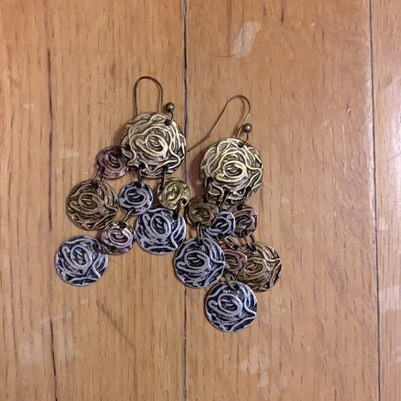 Earring Bundle - Picture 6 of 7
